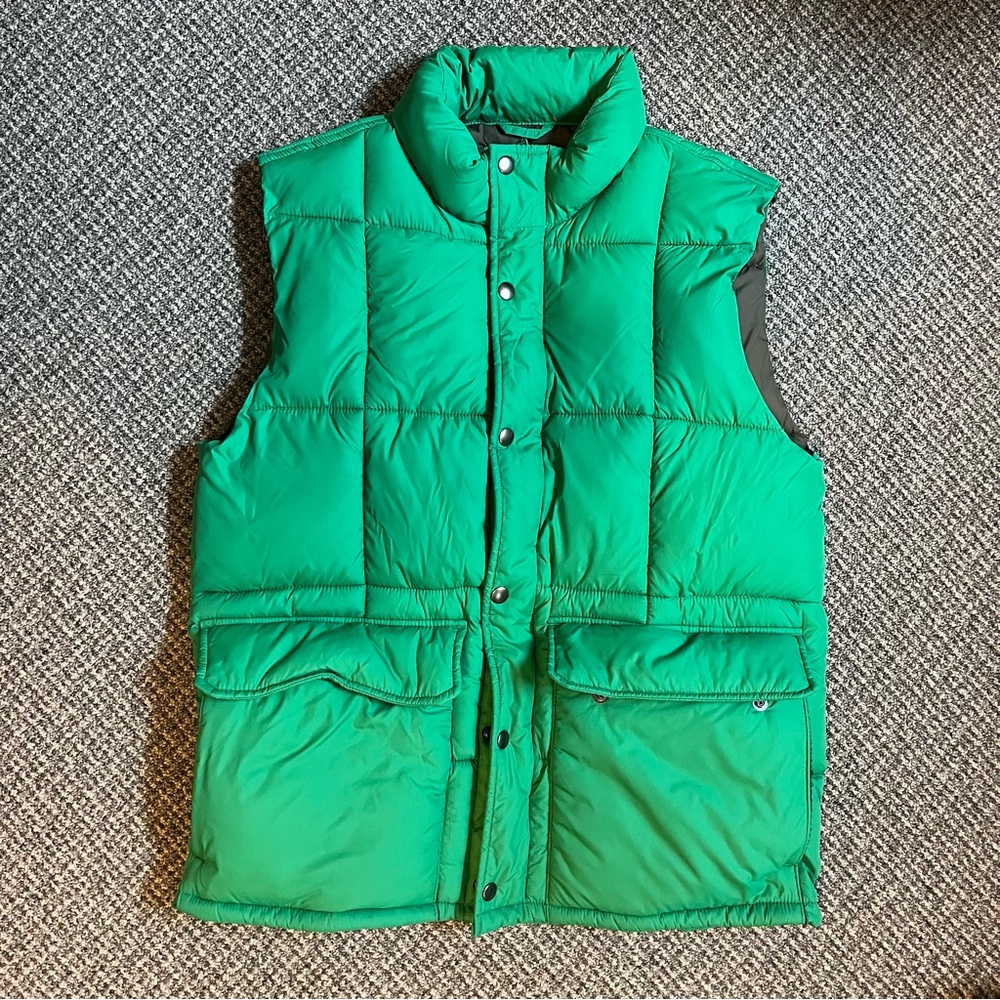 J. Crew Size M Nordic Puffer Vest Jacket With Primaloft Kelly Green